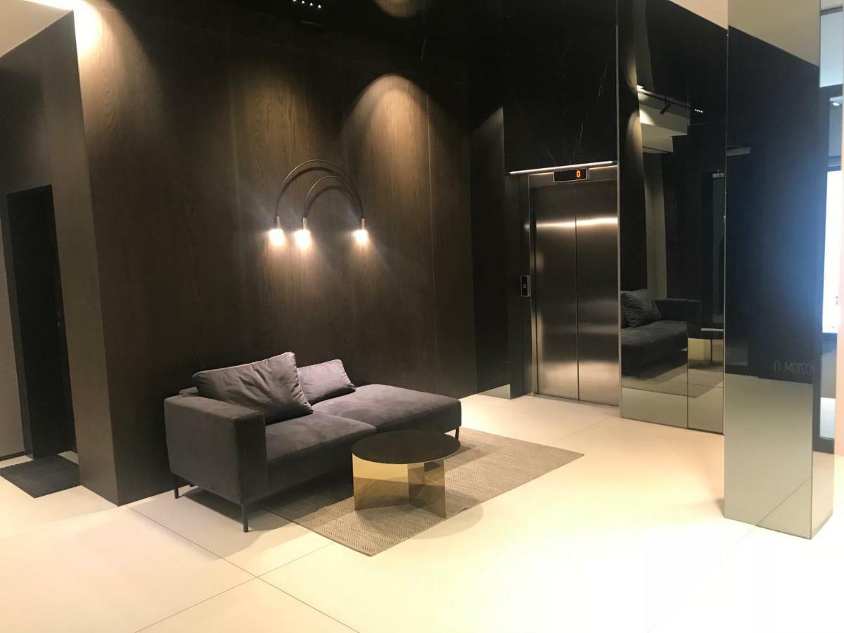 Zlota Luxury Apartments Warszawa Exteriör bild