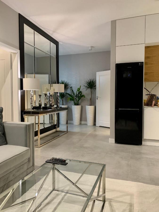 Zlota Luxury Apartments Warszawa Exteriör bild