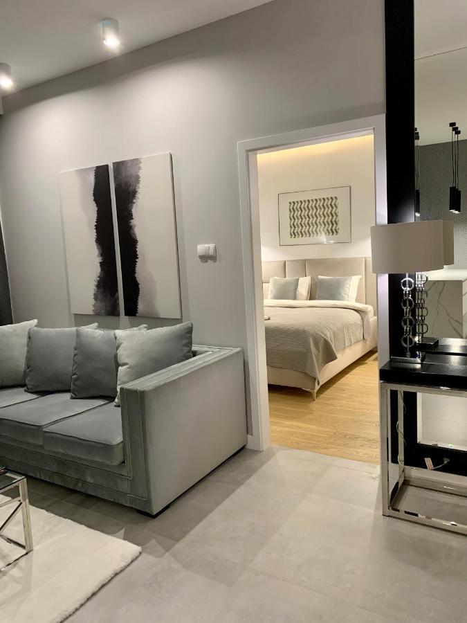 Zlota Luxury Apartments Warszawa Exteriör bild